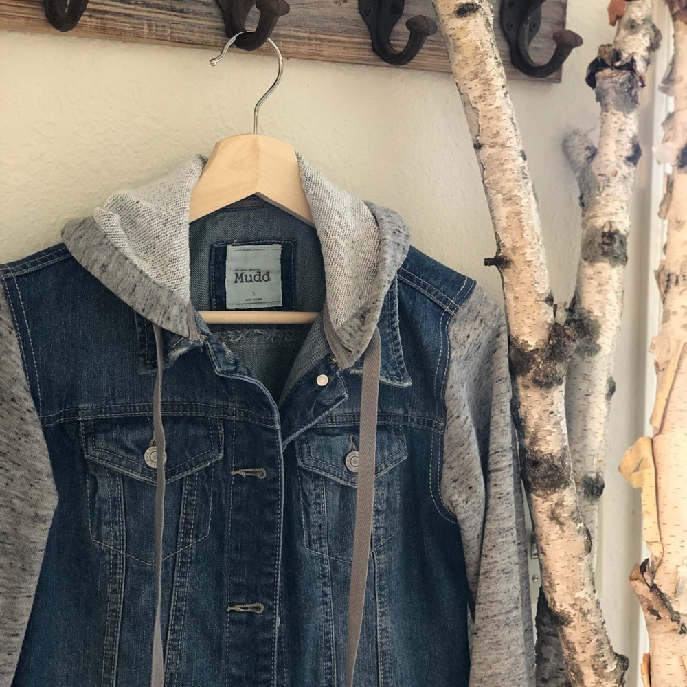 Jean Jacket - Picture 2 of 6